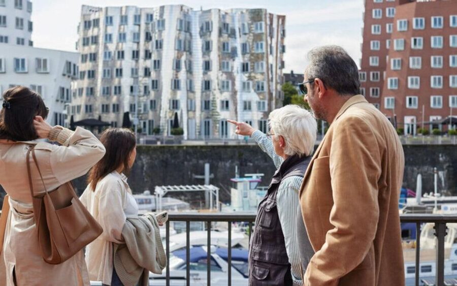 Best of Düsseldorf – The Highlight-Tour - MedienHafen and Düsseldorf’s newer face