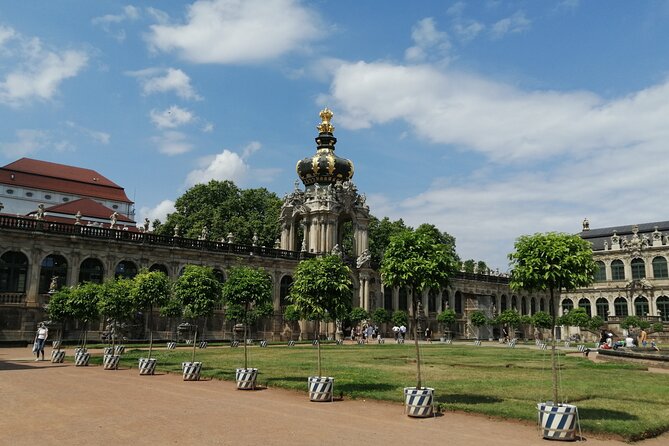 Bicycle tour of Dresden - From Königsbrücker Strasse to the Dresden Zwinger