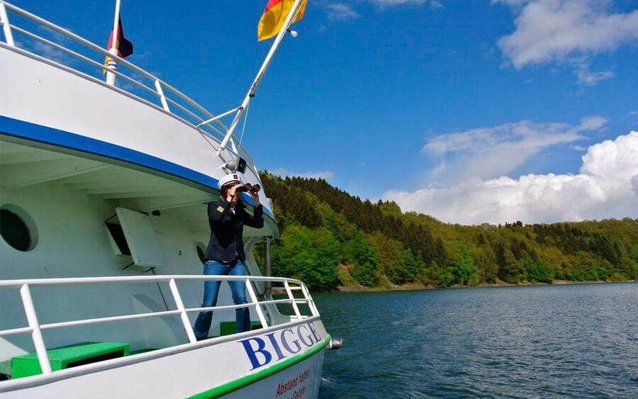 Biggesee: Boat Tour with All-inclusive cake buffet - Who should book the afternoon cruise