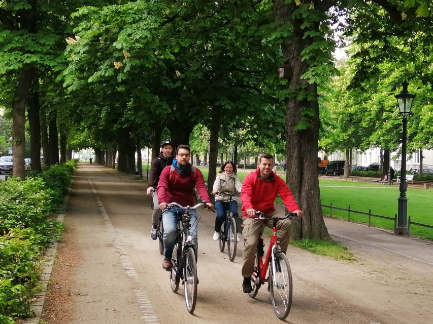 Bonn: 3,5 hours Guided Bike Tour - Riding beside the Rhine for panoramic views