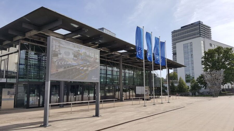 Bonn: Former Government District Private Tour - Starting at Museum Koenig