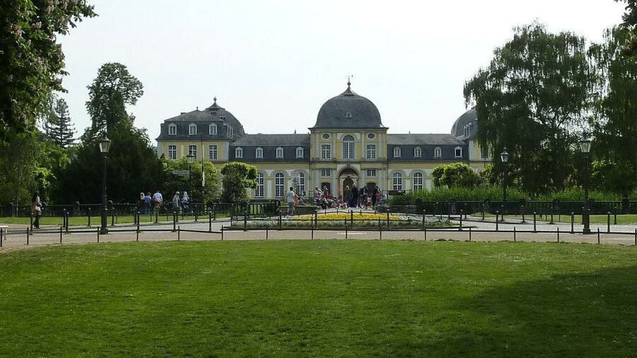 Bonn: Private Guided Walking Tour - Practical details that affect your decision
