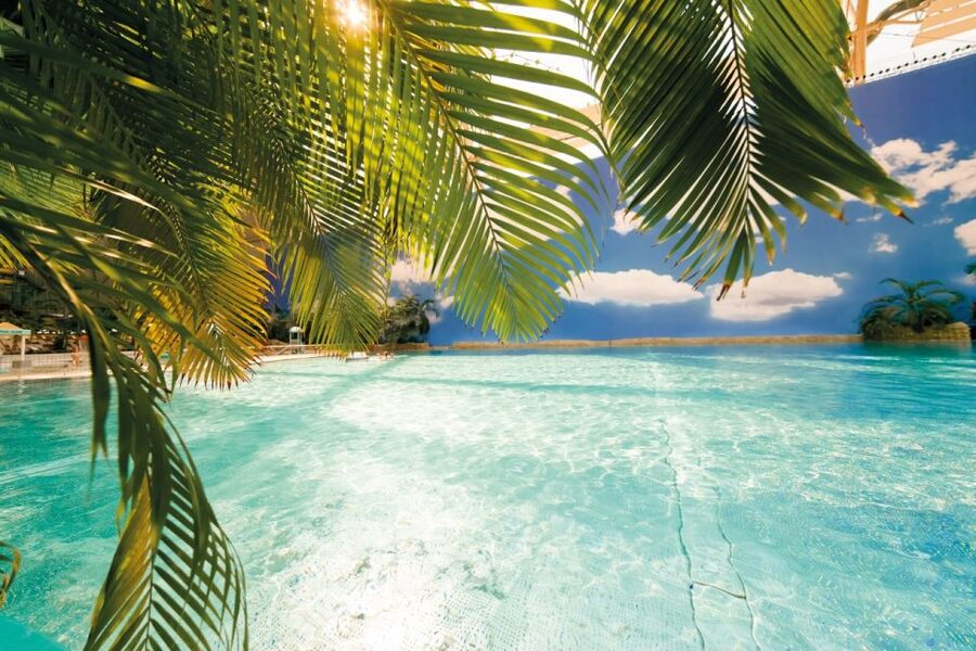 Brandenburg: Tropical Islands Resort Day Ticket - Food, drinks, and the real cost of the day