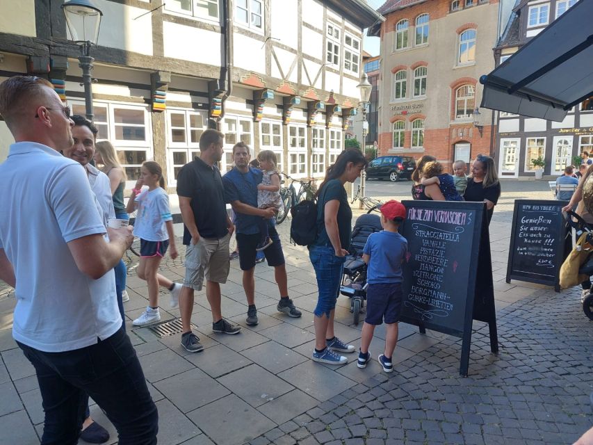 Braunschweig: Guided Walking Tour with Food Tastings - The Magniviertel, Braunschweig’s oldest quarter