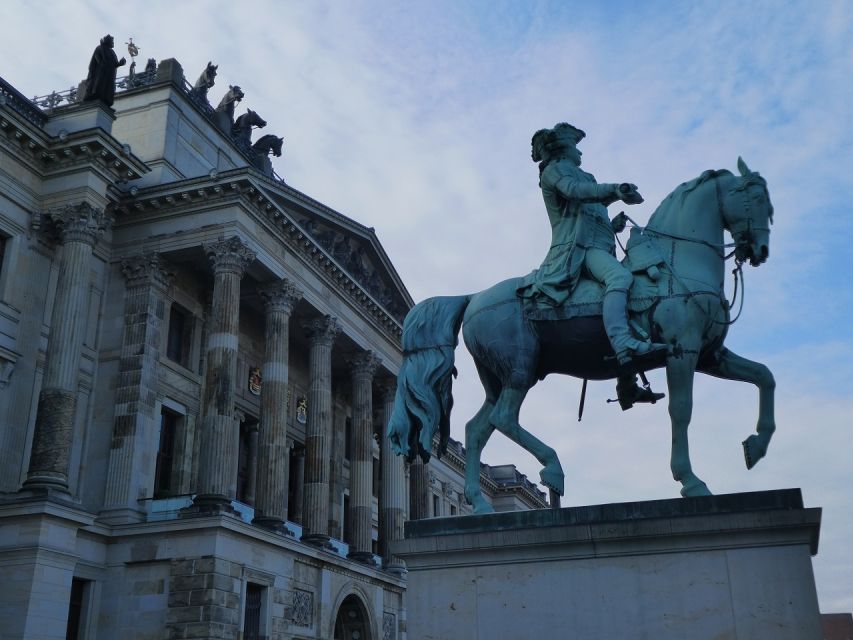Braunschweig: Private City Walking Tour with Certified Guide - Kohlmarkt and the routes that brought trade