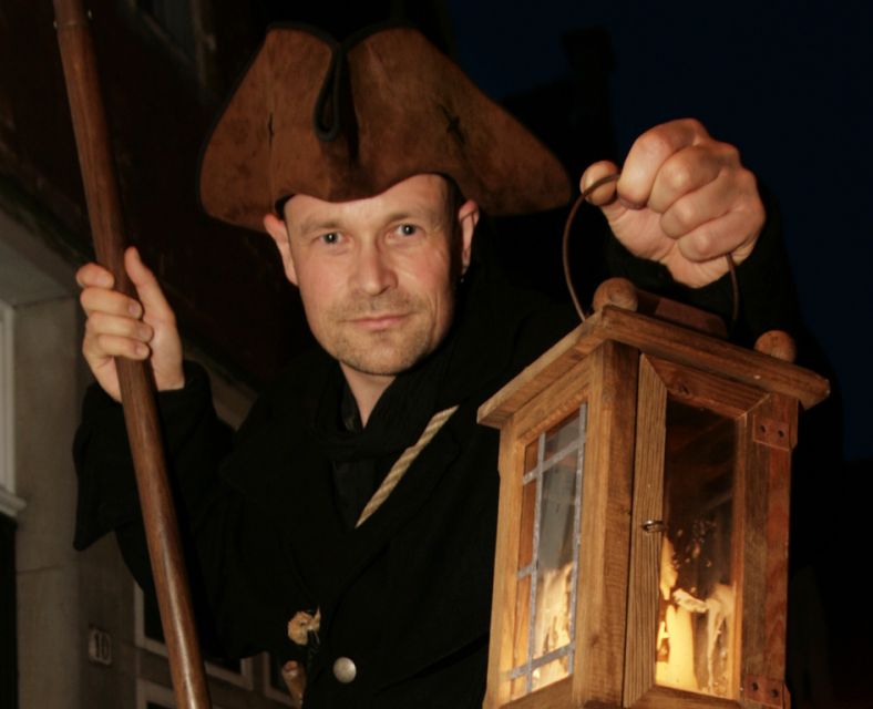 Bremen: Night Watchman Guided Tour for Children (in German) - Why the one-hour format works