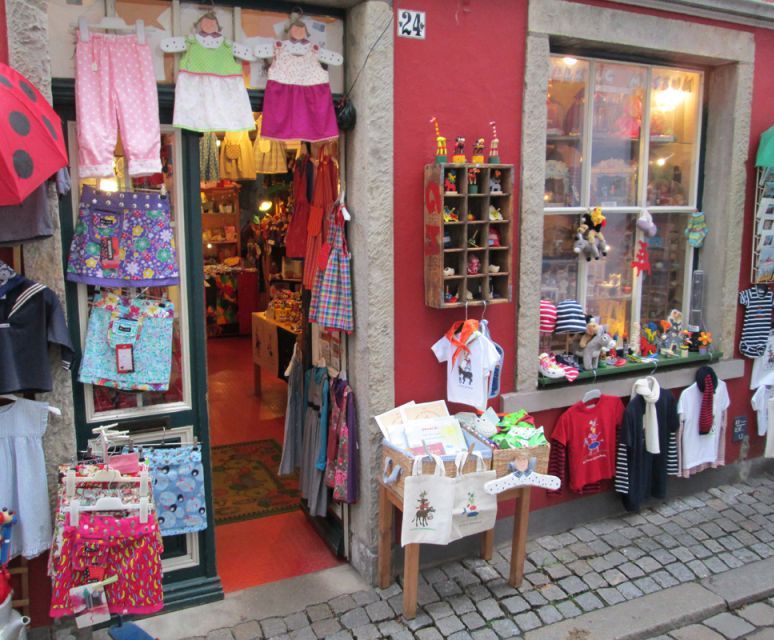 Bremen: Walking Tour of Historic Schnoor District - Shops, goldsmiths, and modern Schnoor