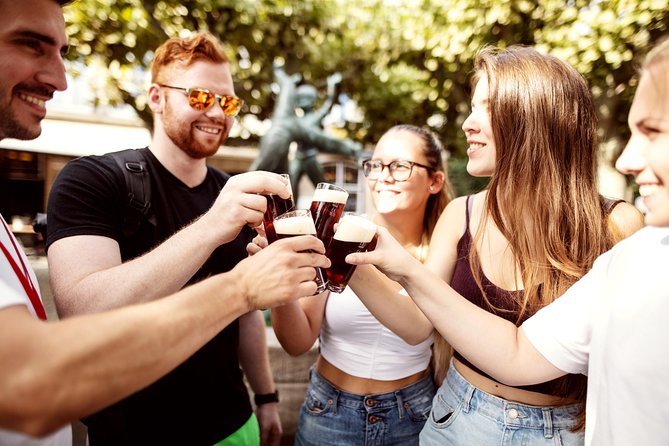 Brewery Tour Düsseldorf in English (inc. 3 beer) - Why Altbier is the point of the tour
