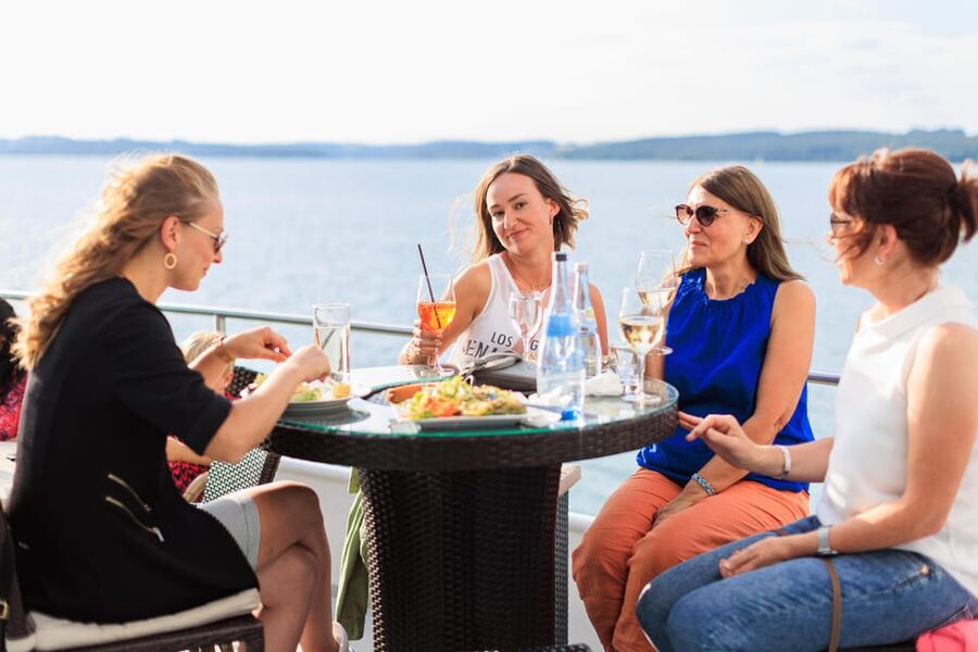 Brombachsee: Ship Tour on the Trimaran "MS Brombachsee" - Key points at a glance