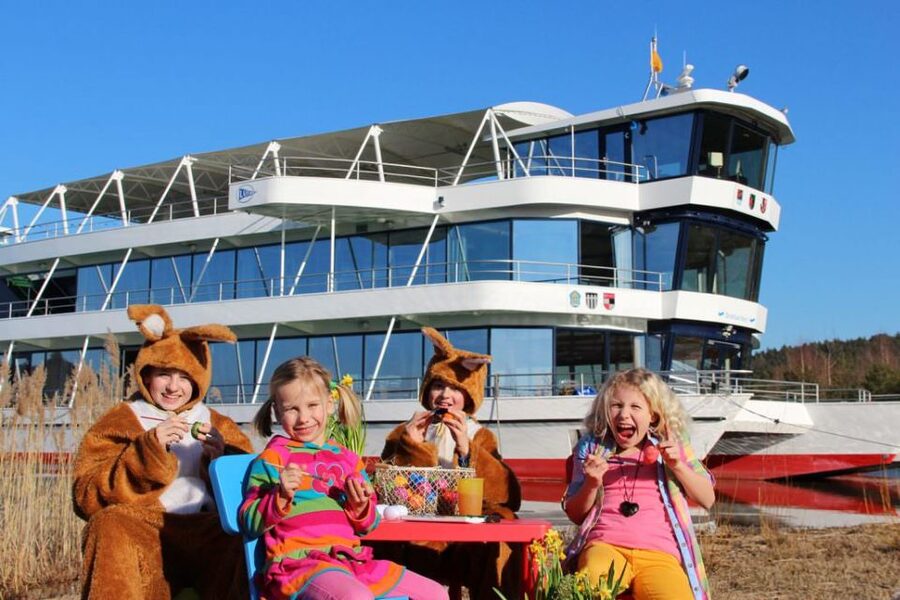 Brombachsee: Ship Tour on the Trimaran "MS Brombachsee" - Is $18 a fair price?