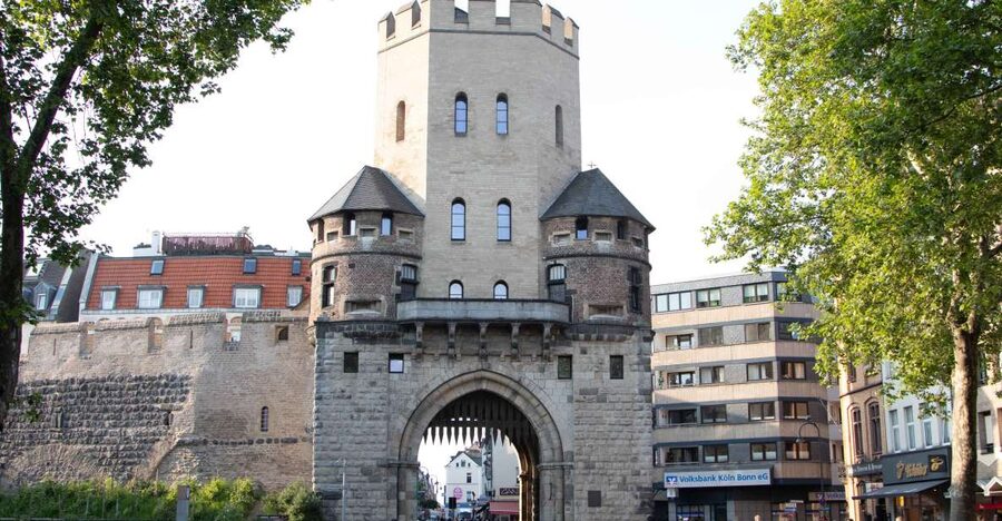 Büdchentour in der Kölner Südstadt - Starting beside Severinstorburg at Chlodwigplatz