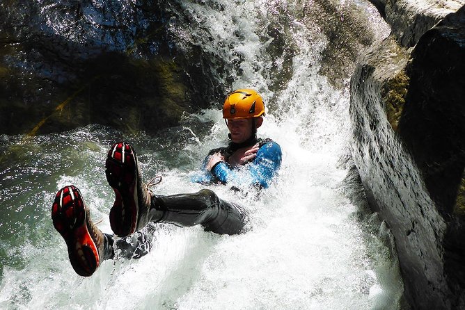 Canyoning Starzlachklamm - Level 2 tour in the Allgäu - Slides, jumps, and rappels in the gorge