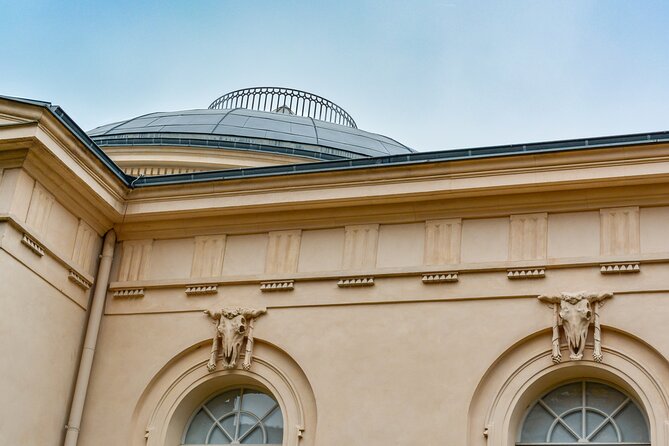 Charité Hospital Walking Tour: Exploring Berlin’s Medical History - Albrecht von Graefe marks a turning point in eye surgery