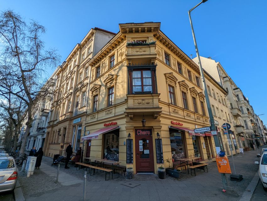 Charlottenburg: 2-Hour City Walking Tour - Finding the medieval village inside modern Berlin