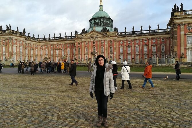 City and Palaces Tour Potsdam - Stadt- und Schloesserrundfahrt Potsdam - The New Palace and its grand scale