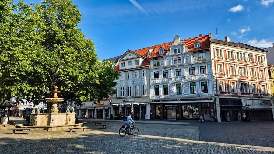 City tour Braunschweig: diverse and full of surprises. - Brunswick Palace and the story of power