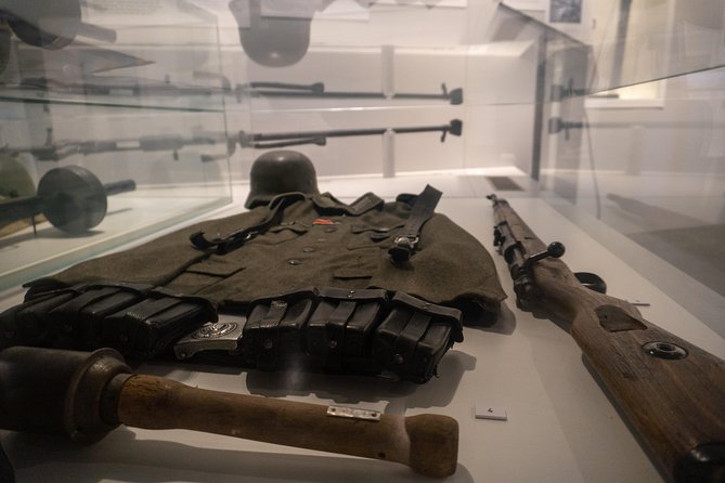 Clash of Titans: Battle for Seelow Heights WW2 tour - Dolgelin railway station and the shooting gallery