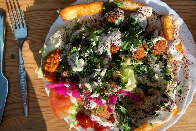 Classic Bites and Culinary Trends Neighborhood Food Tour in Berlin - Why this tour tells Berlin’s food story well