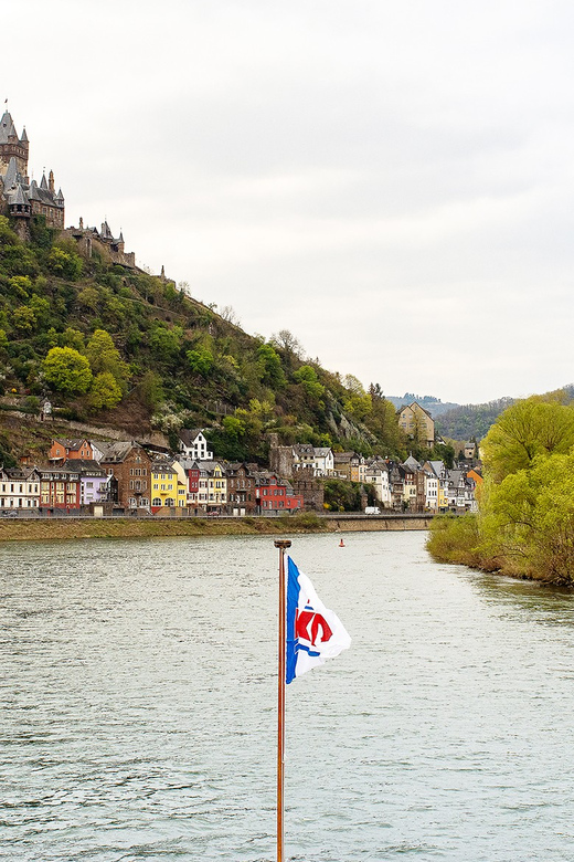 Cochem: Panoramic Cruise on the Moselle River - Why Cochem looks best from the Moselle