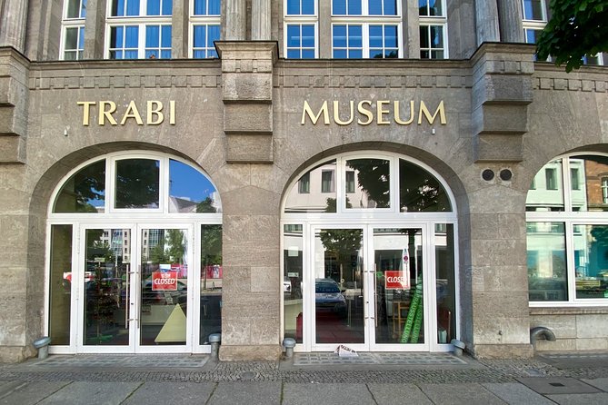 Cold War Berlin - Private Live Virtual Experience - The Berlin Wall: a symbol you can question in real time
