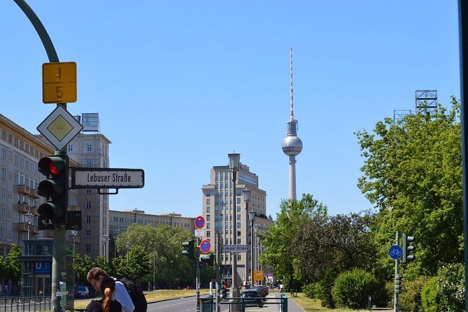 Cold War, Berlin Wall, Spies and the East Side Gallery - East Side Gallery: from border barrier to public art