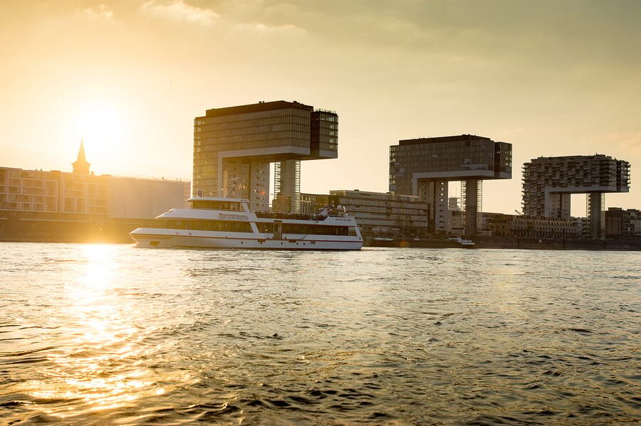 Cologne: 2-Hour Evening Cruise on the Rhine River - Who will enjoy this cruise most?