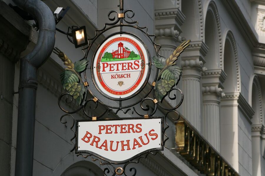 Cologne: 3 Old Town Breweries Guided Walking Tour - Starting beside Cologne’s gnome fountain