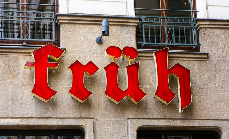 Cologne: 3 Old Town Breweries Guided Walking Tour - Ending near colorful Heumarkt