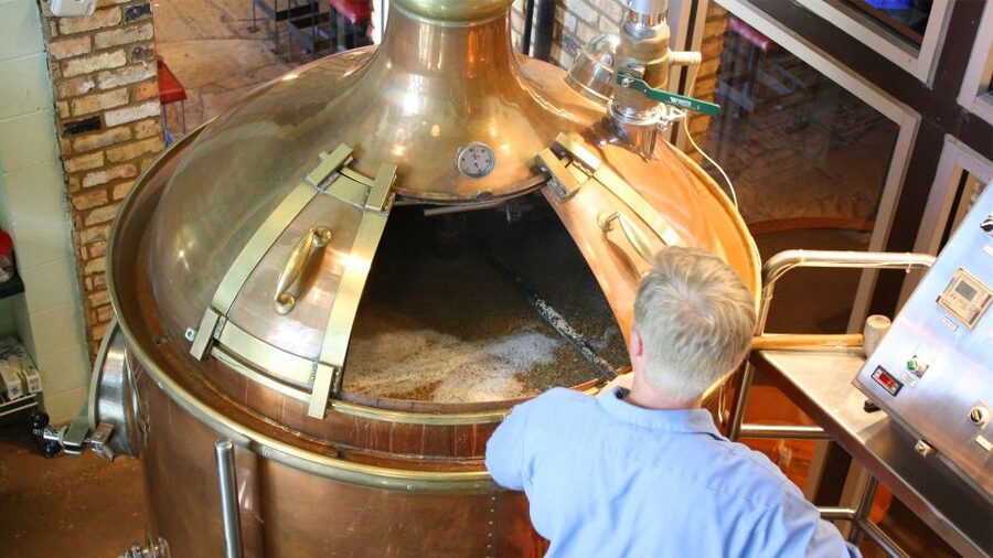 Cologne: brewhouse tour with kölsch tasting - Who will enjoy this Cologne beer walk