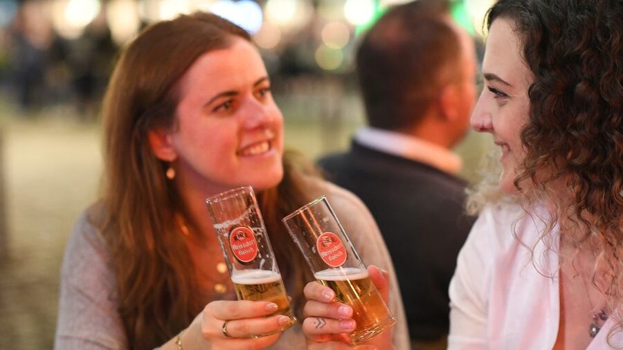 Cologne: brewhouse tour with kölsch tasting - Practical details that shape the experience