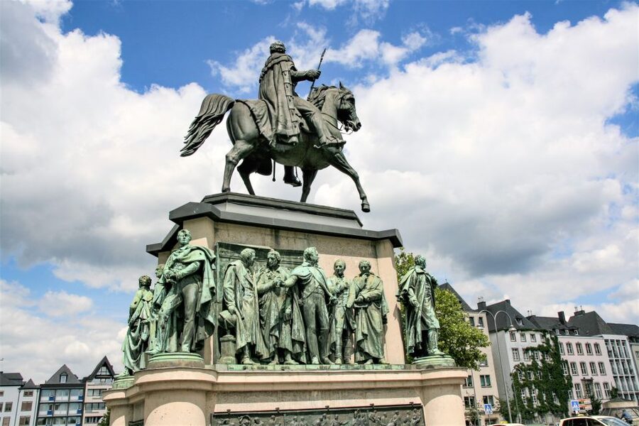 Cologne: City Highlights with Local Guide - A local guide’s view of Cologne’s character