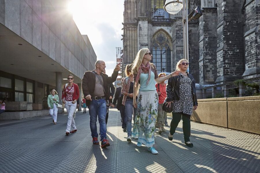 Cologne: Guided Highlights Tour with a Local - Key points at a glance