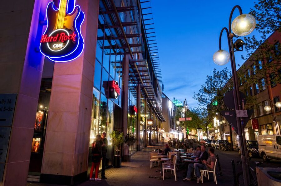 Cologne: Hard Rock Cafe with Set Menu for Lunch or Dinner - What the Cologne Hard Rock Cafe experience is really like
