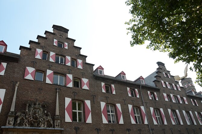 Cologne Highlights: Exclusive Private Tour - Chocolate Museum: Cacao, machines, and a three-meter fountain