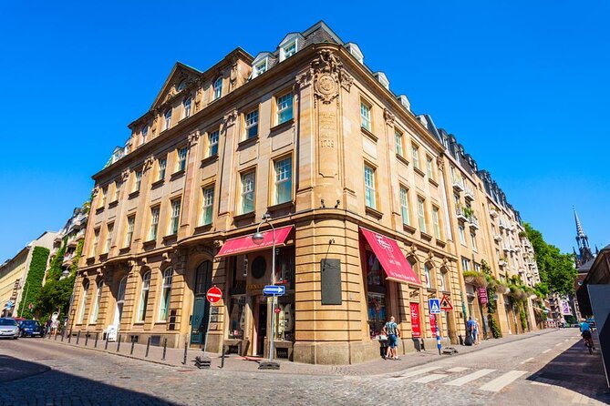 Cologne Highlights: Exclusive Private Tour - Schildergasse: A 500-meter start among old and new Cologne