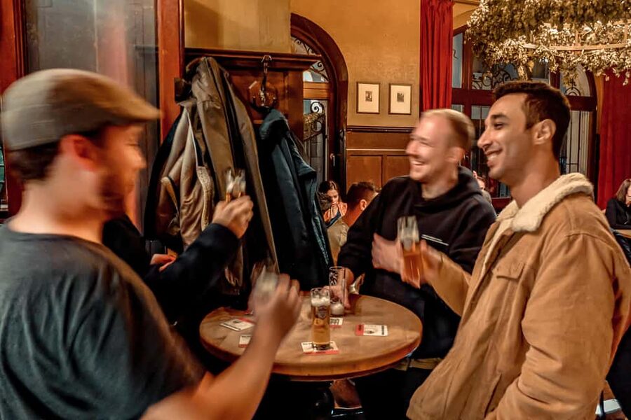Cologne: Kölsch Brewery Tour - Sünner im Walfisch and the old-town atmosphere