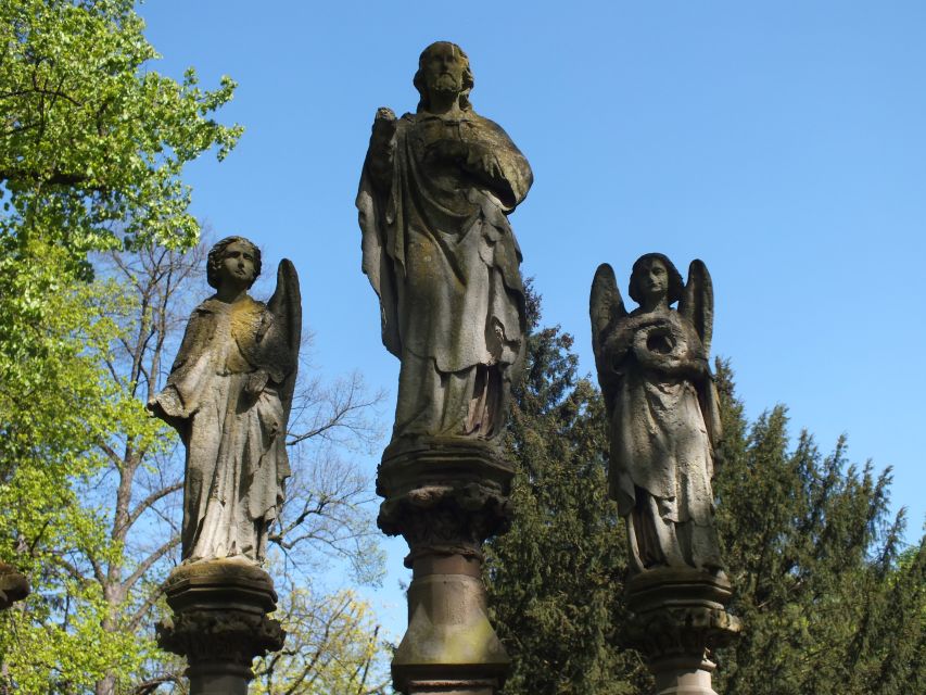 Cologne: Melaten Cemetery Life, Love and Death Tour - Ornate tombs and the people behind them