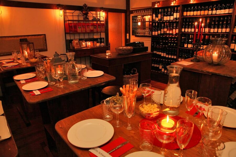 Cologne-Nippes: Cheese and wine with champagne and Grand Cru - Champagne, Rivesaltes, and the first bite