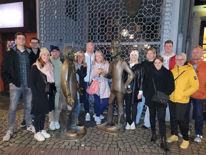 Cologne: Old Town Walking Tour inkl Brewery Visit - Old Town streets and Alter Markt