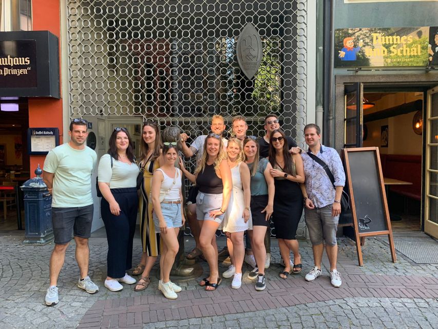 Cologne: Old Town Walking Tour inkl Brewery Visit - Three Kölsch beers in traditional breweries
