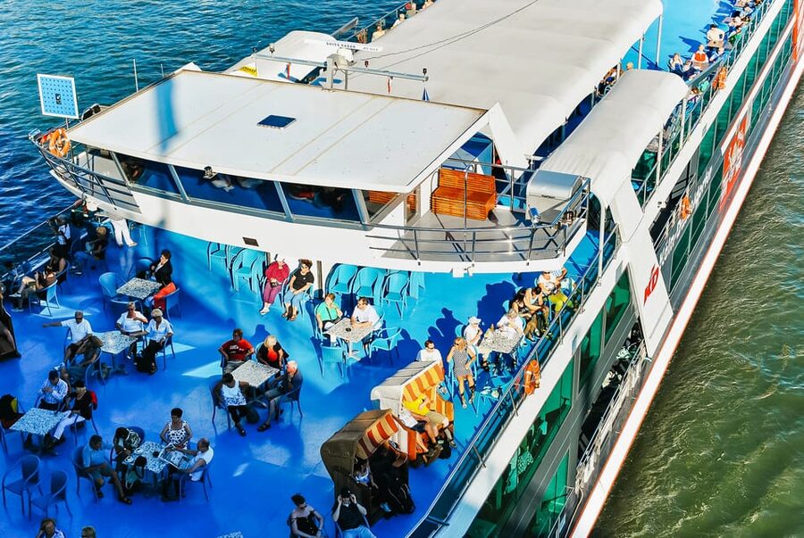 Cologne: Panoramic City Cruise - Weather, timing, and who will enjoy it