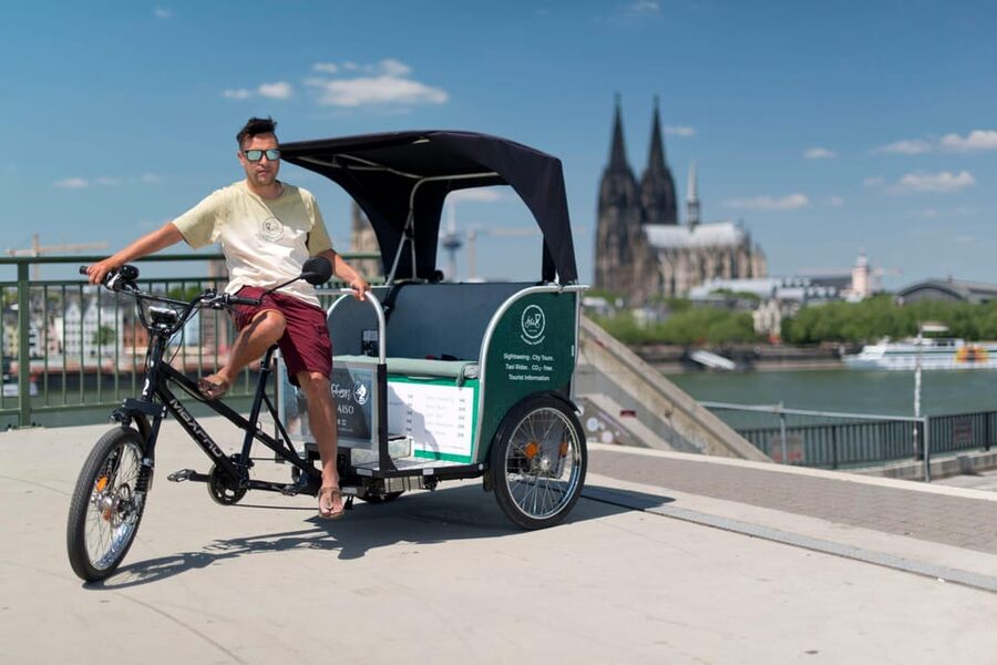 Cologne: Private Rickshaw Tour - Why a rickshaw works so well in Cologne