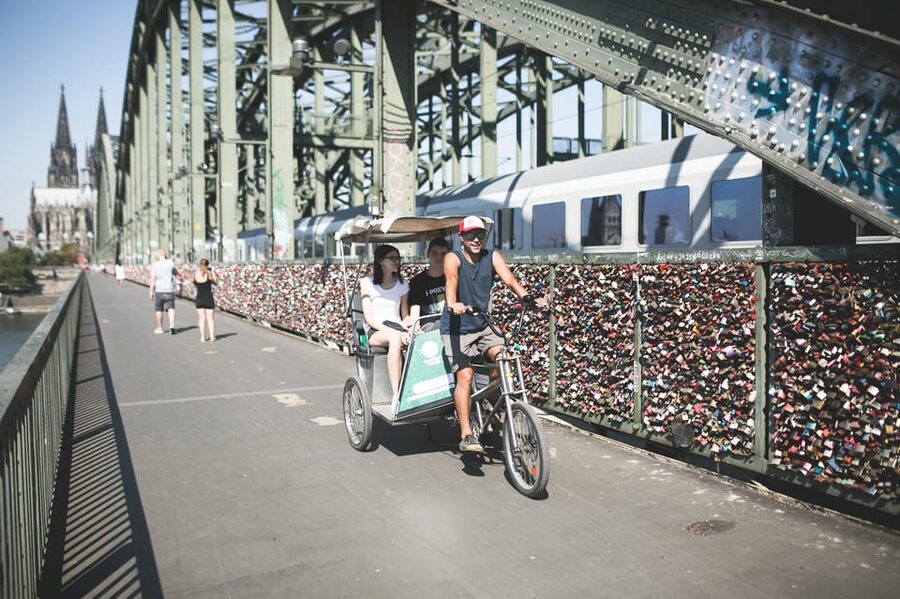 Cologne: Private Rickshaw Tour - Hohenzollern Bridge and the Rhine views