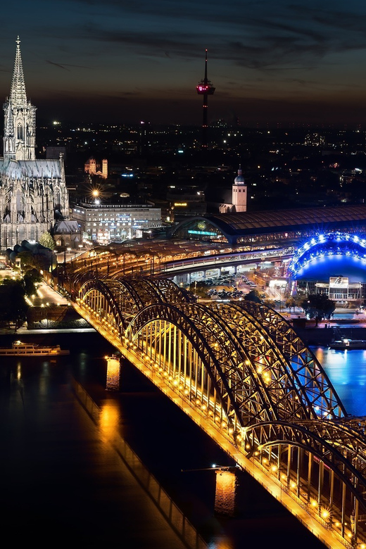 Cologne: Private Tour with a Local - What the guides role adds