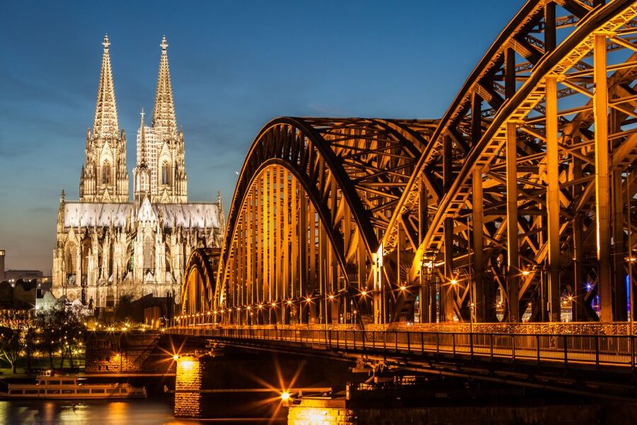 Cologne: Rhine River Cruise with Local Music - Cologne Cathedral from the Rhine