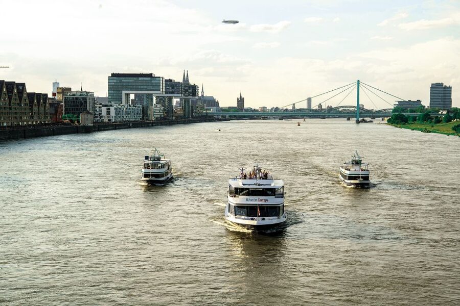 Cologne: Top Sights Rhine River Cruise - Skyline Tour - Why a Rhine cruise gives Cologne a different shape