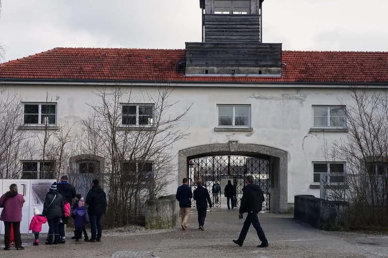 Dachau Memorial Site Tour With Small Group - Meeting beneath Munich’s Glockenspiel