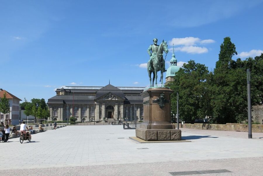 Darmstadt: City Highlights and History Guided Walking Tour - The Residential Palace and the city’s older story