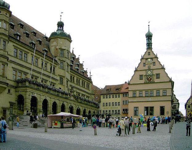 Day Trip to Rothenburg from Frankfurt - The Romantic Road approach to Rothenburg