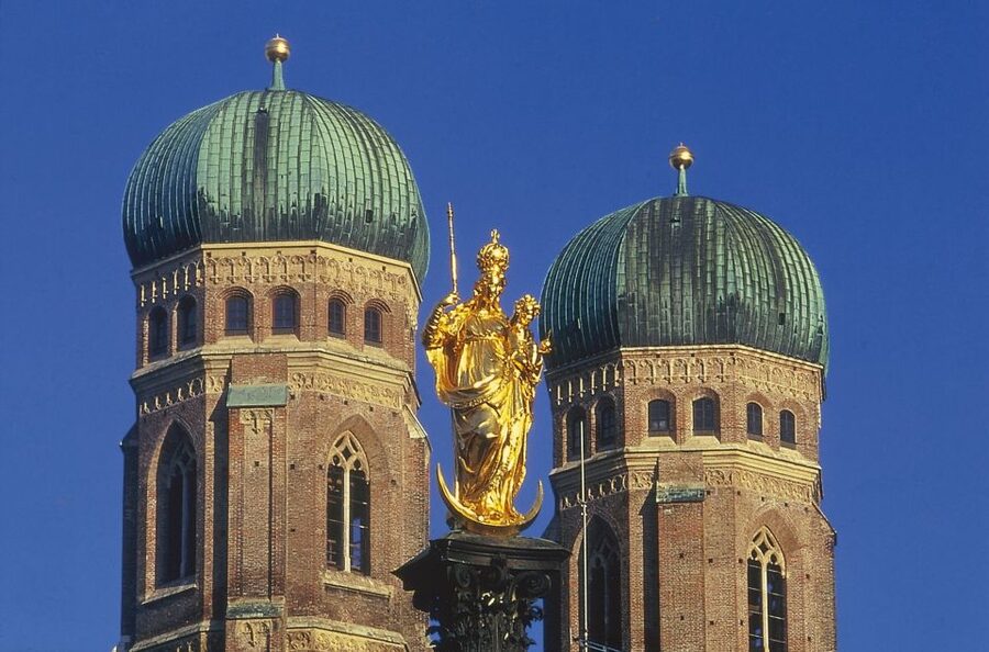Discover Munich 2-Hour Small Group Walking Tour - Why this two-hour walk works best on your first day